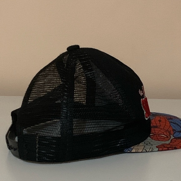 Vintage look Spider-Man Hat - Picture 2 of 2